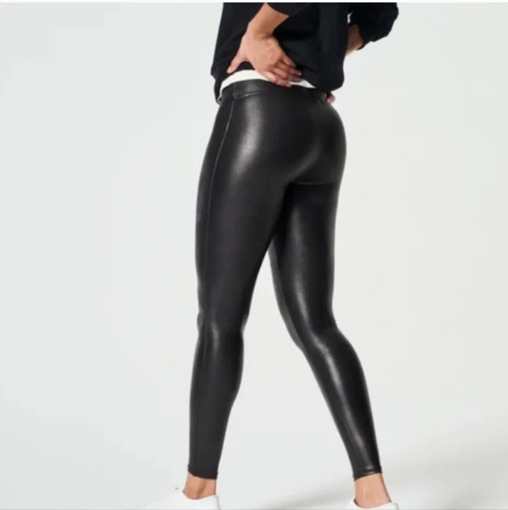 NEW Spanx Black Faux Leather Leggings Sz XL NWT Slimming Shaping Contour - Picture 3 of 6